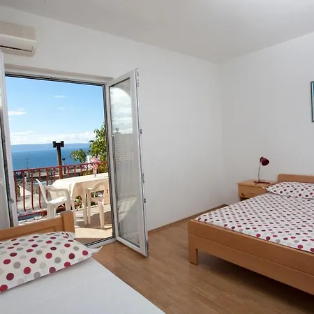 And With Parking Space Tucepi, Makarska - 13056 Πανσιόν